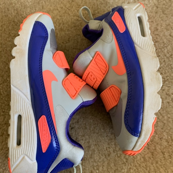 Nike Air Max Tiny 90 - Picture 6 of 10